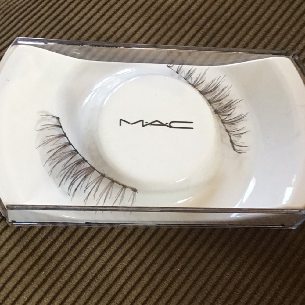 Eyelashes